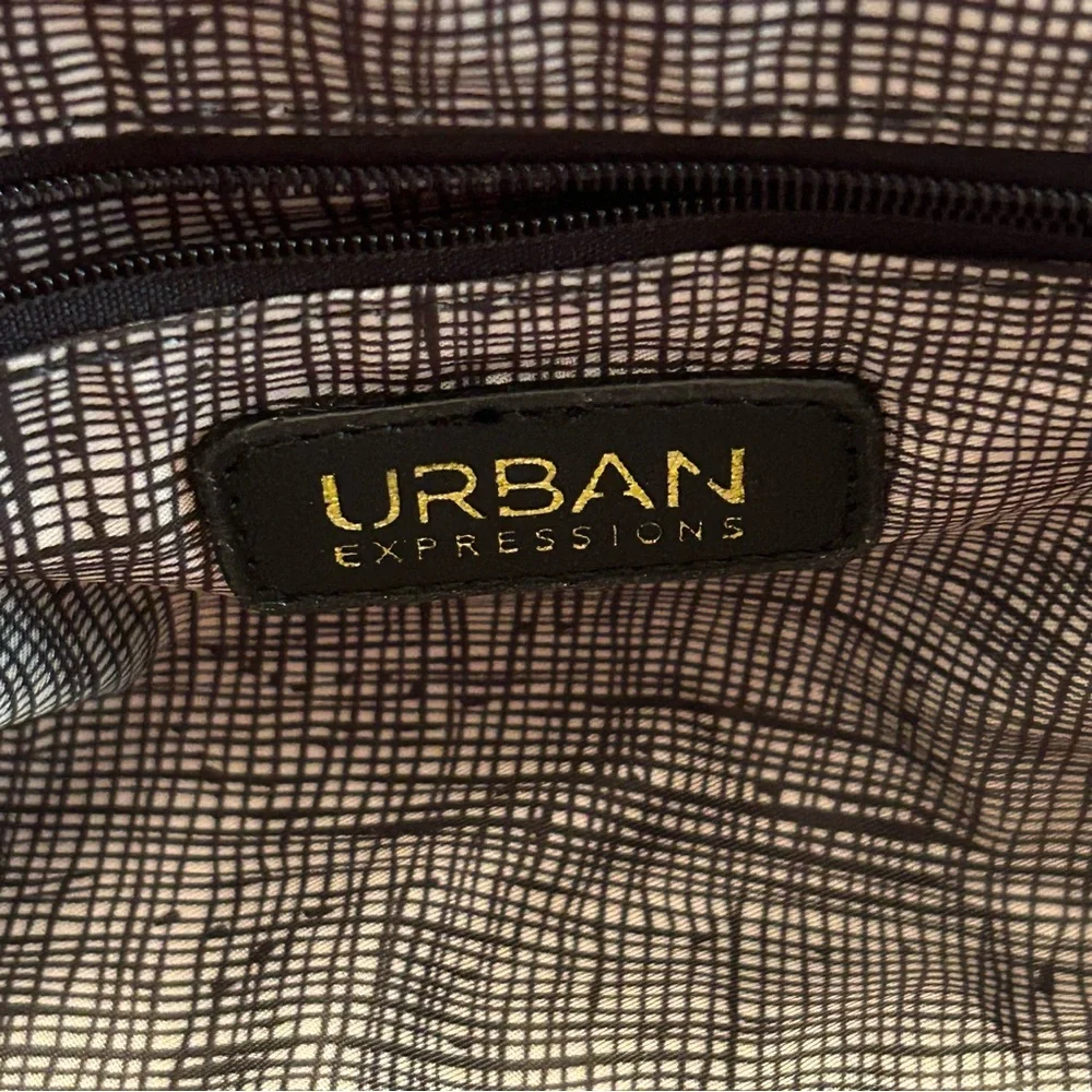 Urban Expressions Black EUC Crossbody Bag Purse Vegan Leather - Picture 2 of 7